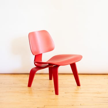 Red Eames LCW Chair