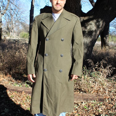 Vintage 1960s USMC Military Overcoat, 38R Men, Green Wool, Double Breasted, Pockets 