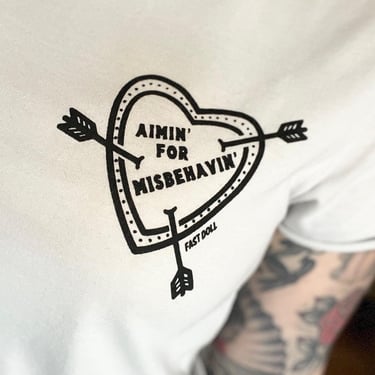 Aimin’ For Misbehavin’ cropped tee 