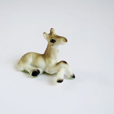 1" Porcelain Horse Figurine, Dollhouse Pony, Teeny Tiny Colt, Miniature Bisque Pony 
