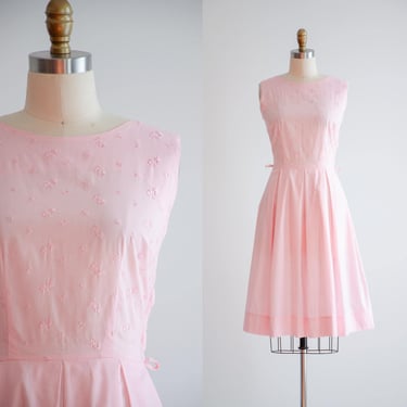 cute cottagecore dress 50s 60s vintage pastel pink eyelet lace fit and flare dress 