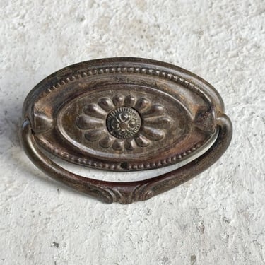 Oval Drawer Pull, One Vintage Metal Furniture Hardware Bail Pull, Cabinet Pull 