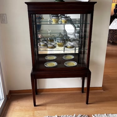 China Hutch/ Display Cabinet w/Sliding Door JY241-4