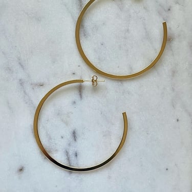 Lind hoop earrings