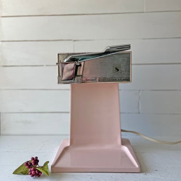 Vintage Pink Sunbeam Electric Can Opener Original Model // Retro Pink Kitchen Appliances, Pink Kitchen Decor // Perfect Gift 