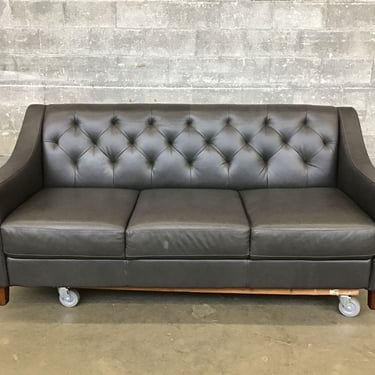 Tufted Italian Leather Sofa (Seattle)