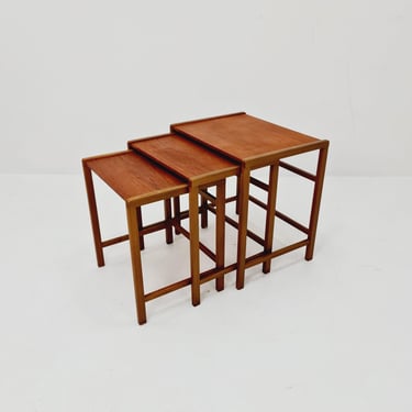 Midcentury Swedish teak nesting tables/side tables, 1960s 