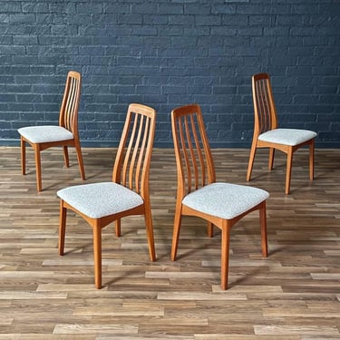 Set of 4 Mid-Century Modern Teak Dining Chairs, c.1970’ 
