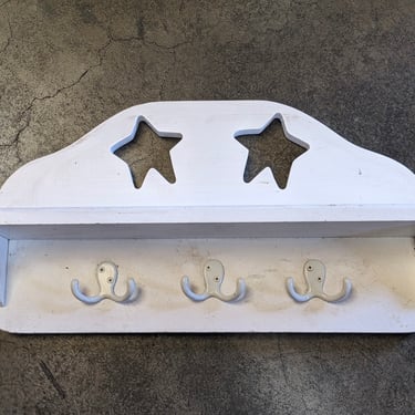 Cute 3 hook Wall Shelf