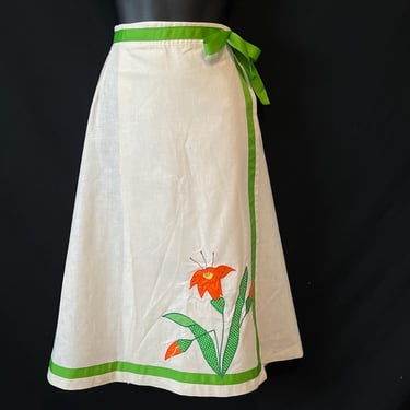 1970s tiger lily wrap skirt floral applique a-line large new old stock 