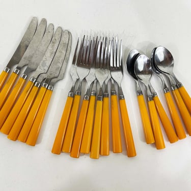 Vintage Yellow Forks Knives Spoons Stainless Plastic Mid Century Flatware Modern Silverware Set of 21 Mid-Century Retro Kitchen Steel 1970s 