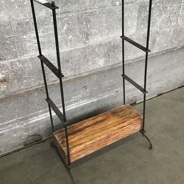 Steel Shelf Thingy (Seattle)