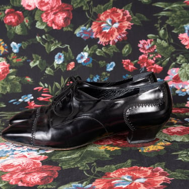 Beautiful 90s Amerino Ghiaia Parma Black Leather Low Heel Oxfords Braiding with Perforated and Stitching Detail 