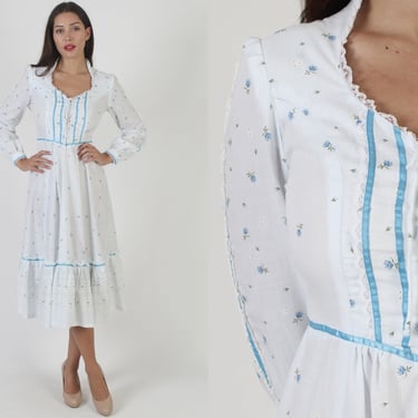 70s Bohemian Calico Floral Corset Tie Dress, Vintage Cottagecore Prairie Sundress, Boho Wedding Lace Up Gown 
