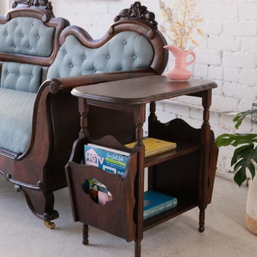 Cherry Vintage 2-Tier Side Table