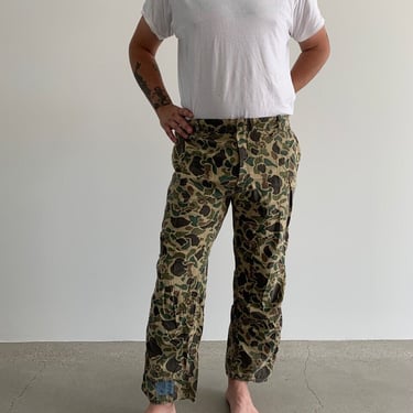 Vintage 40 Waist x 28 Inseam Camo Military Pant Trousers | vietnam made duck hunter camouflage Pants | 