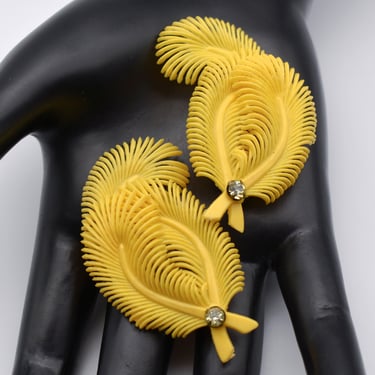 Fabulous 50's feather ear crawlers, yellow soft plastic rhinestone fan ear climber earrings 