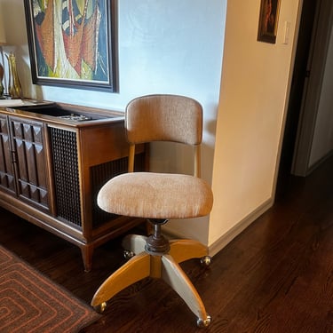 Mid Century 1940s / 50s  Industrial Rolling Tanker Style Office Chair 