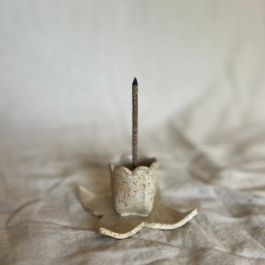 Cream Flower Incense Holder