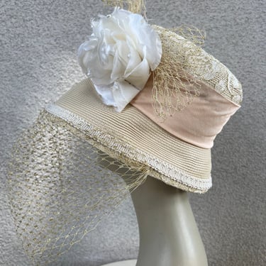 Vintage Whittall & Shon brim hat gold netting faux flower Sz 22.5” Made in USA 