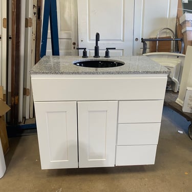 Single Bathroom Vanity with Granite Countertop and Matte Black Faucet Hardware