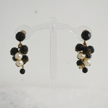 1950s Black Bead and Faux Pearl Cluster Dangle Screw Back Earrings 