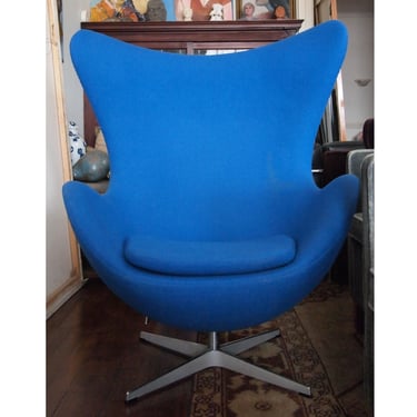 FRITZ HANSEN Arne Jacobsen EGG Lounge Arm Chair Royal Blue Wool, Mid-Century Modern Danish eames knoll era 