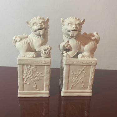 Pair of Antique Porcelain Foo Dogs (Bookends)