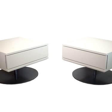 Contemporary Modern Pair of White Lacquer Chrome Base Cassina Nightstands 