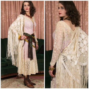 1920s Shawl - Fantastic Woven Rayon Ribbon Macame Triangle Shawl in In Ivory with Long Fringe 