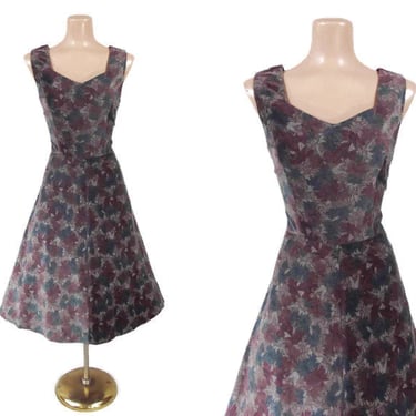 VINTAGE 70s does 50s Floral Cotton Velvet Fit and Flare Swing Dress | Sweetheart Neckline | Full Sweep | 1970s boho Floral Print vfg 