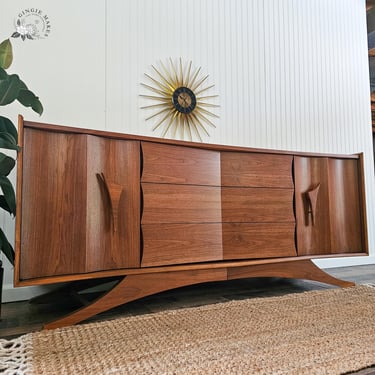 Mid Century Modern Sculpted Walnut Dresser by Red Lion Furniture Co – 9-Drawer Credenza – Read Full Listing for Shipping Info 