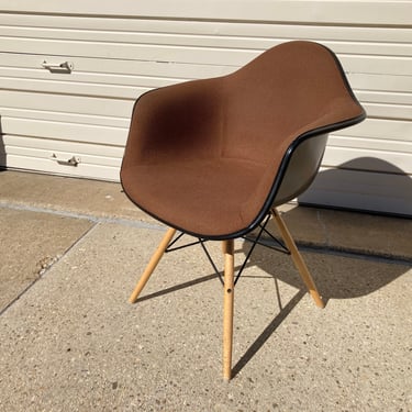 Herman Miller Eames Fiberglass Upholstered Arm Shell Chair 