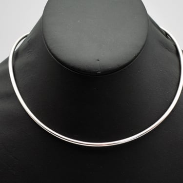 Minimalist 70's round sterling torque necklace, thin flexible 925 silver edgy open collar choker 