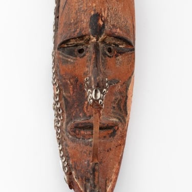 Papua New Guinea Sepik River Mwai Mask