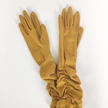 Vintage 50s Gloves | Vintage mustard yellow gloves | 1950s ochre nylon gathered  gloves 