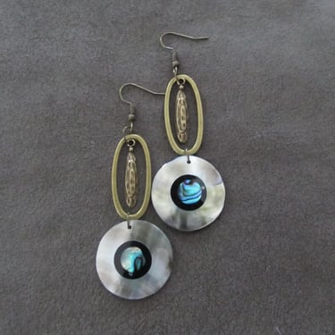 Mother of pearl shell and bronze dangle earrings 