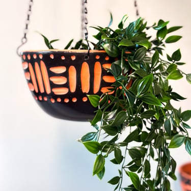 Hanging Terra Cotta Planter - Onyx