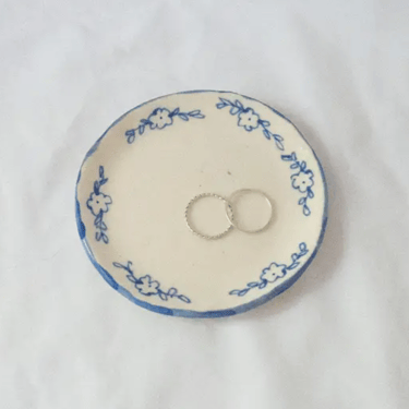 Ivy ring dish