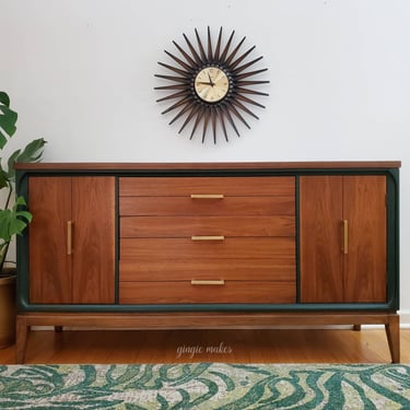 Refinished Mid-century Modern Server ****please read ENTIRE listing prior to purchasing SHIPPING is NOT free 