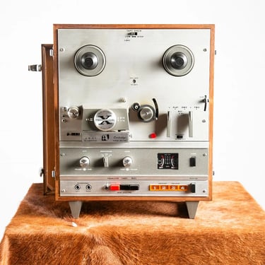 Vintage Reel to Reel Akai X-1800SD Silver Face Stereo 3 Head Speaker Asis Walnut