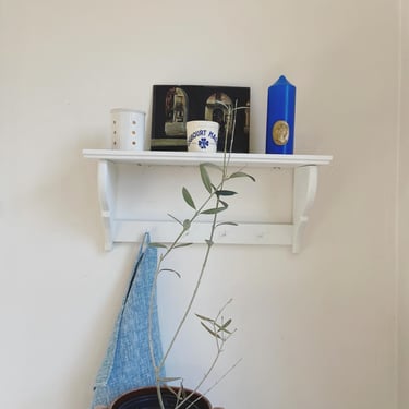 Beautiful vintage French wooden shelf with hooks 