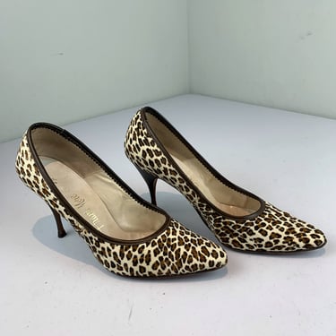 Kitten Time - Vintage 1950s Leopard Print Pony Hair Stiletto Heels Shoes Pumps - 6 1/2M 