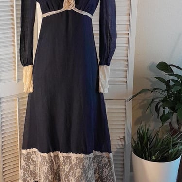 Vintage 70s Cotton Blend Lace Accented Sheer Navy  Gunne Sax Dress/Prairie/Victorian / S 