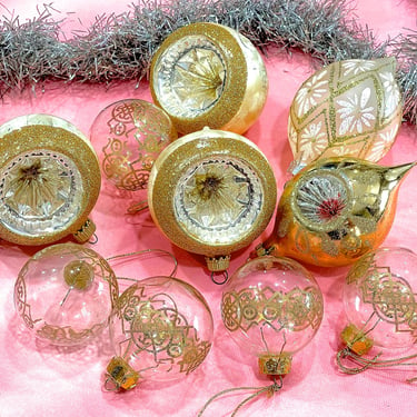 VINTAGE: 6pcs - Hand Blown Indent and Round Glass Ornaments - Glittered Ornaments - Christmas 