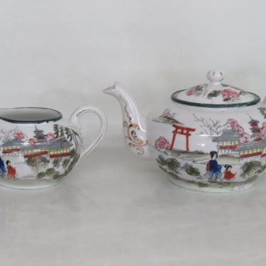 Japan Hand Painted Nippon Style Teapot and Creamer Set 2986B