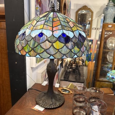 Tiffany style lamp 24t