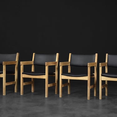 Vintage Mid-Century Danish Modern Oak Chairs by Hans J. Wegner for Getama, 1960s, Set of 4 