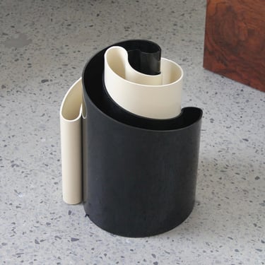 Deda Vase by Giotto Stoppino for Heller