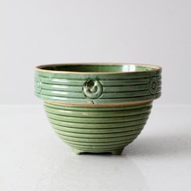 vintage McCoy beehive ribbed hanging planter 